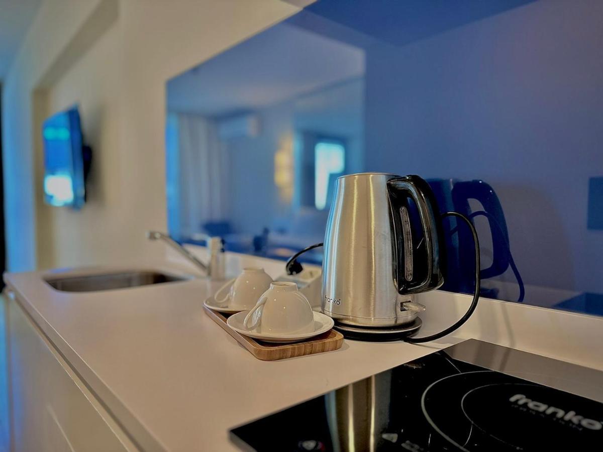 Orbi City Amazing Apartments Batumi Esterno foto